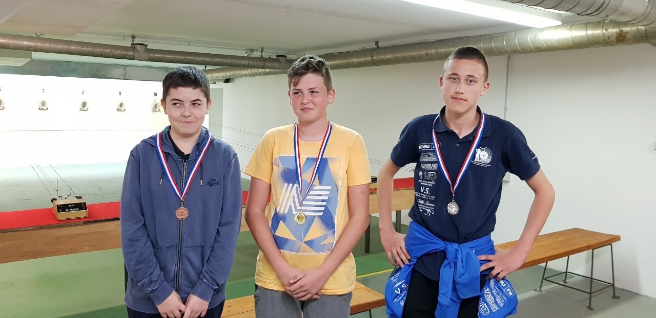 Pročitajte više o članku Prvenstvo Istarske Županije SZP 10m